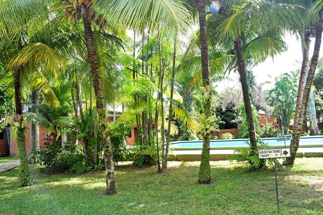 Hotel Ambaibo Rurrenabaque Exterior foto